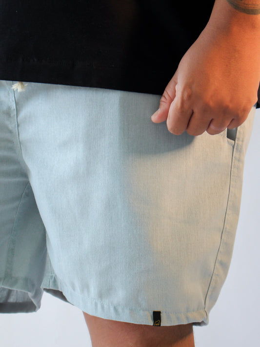 SHORT LINHO AZUL CÉU - PLUS SIZE