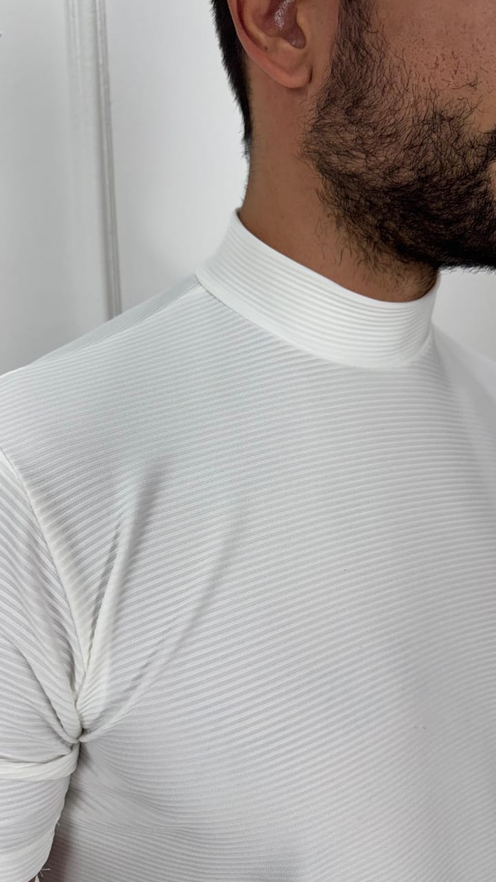 CAMISA MANGA CURTA GOLA ALTA BRANCA