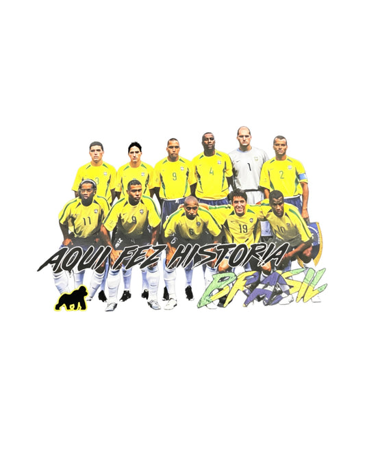 Camisa branca estampa retrô seleção