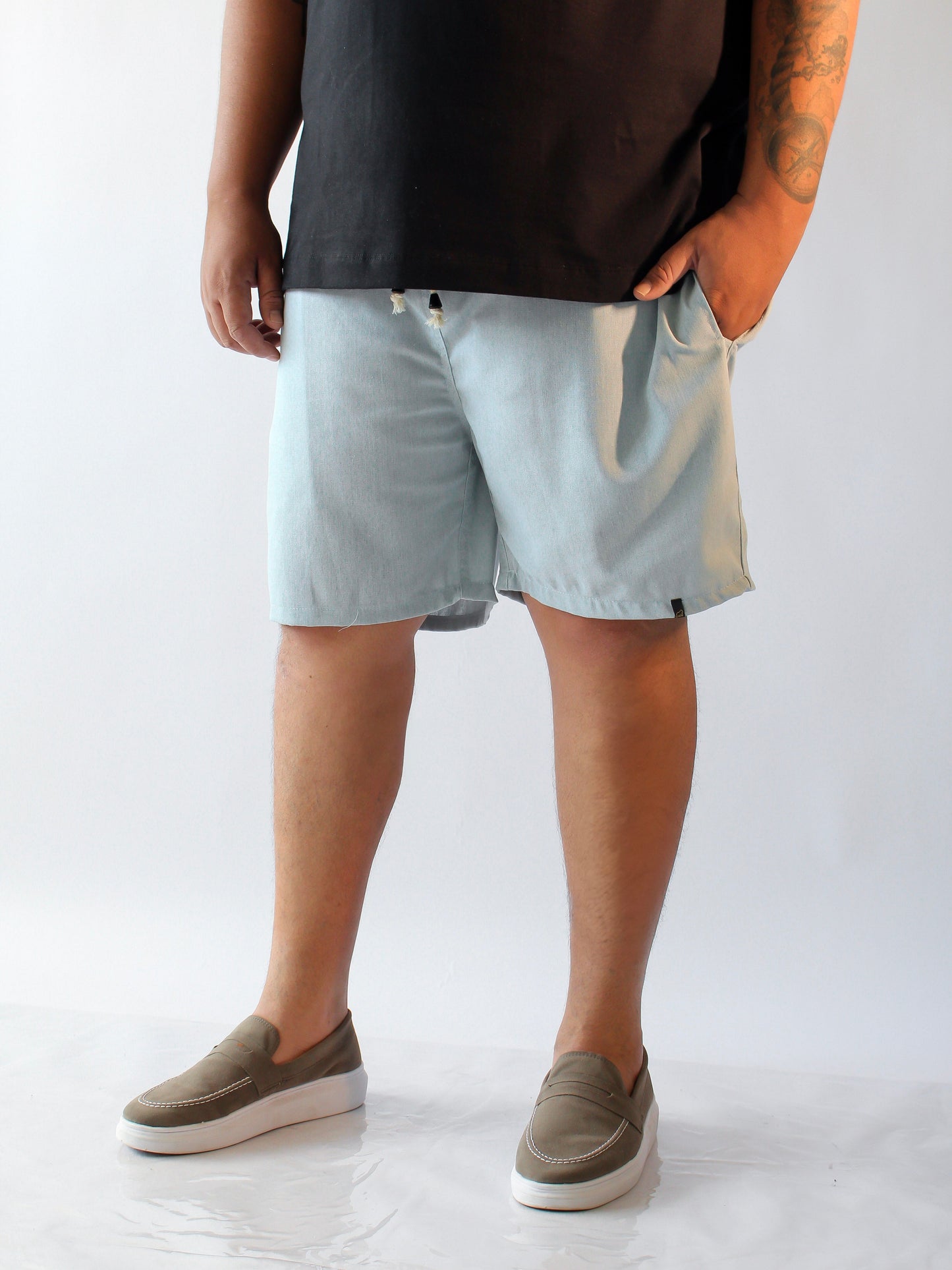 SHORT LINHO AZUL CÉU - PLUS SIZE