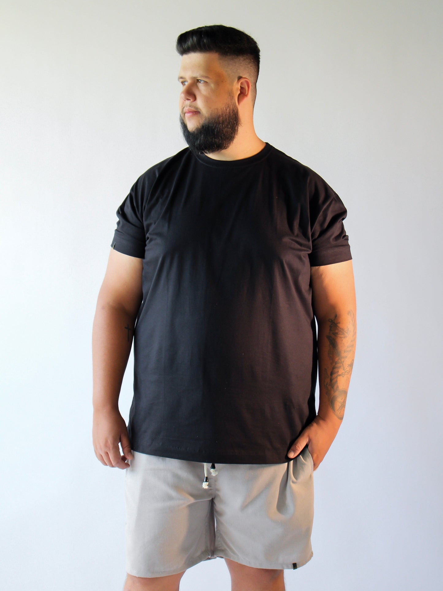 SHORT LINHO CINZA CLARO - PLUS SIZE