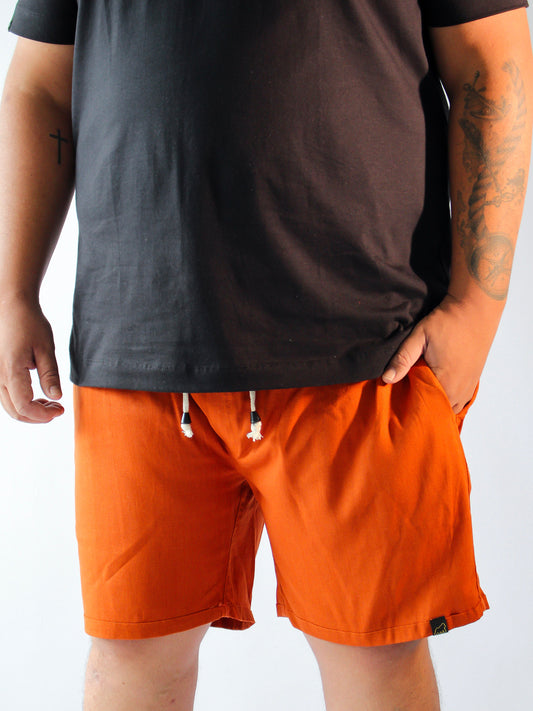 SHORT LINHO PREMIUM CARAMELO - PLUS SIZE