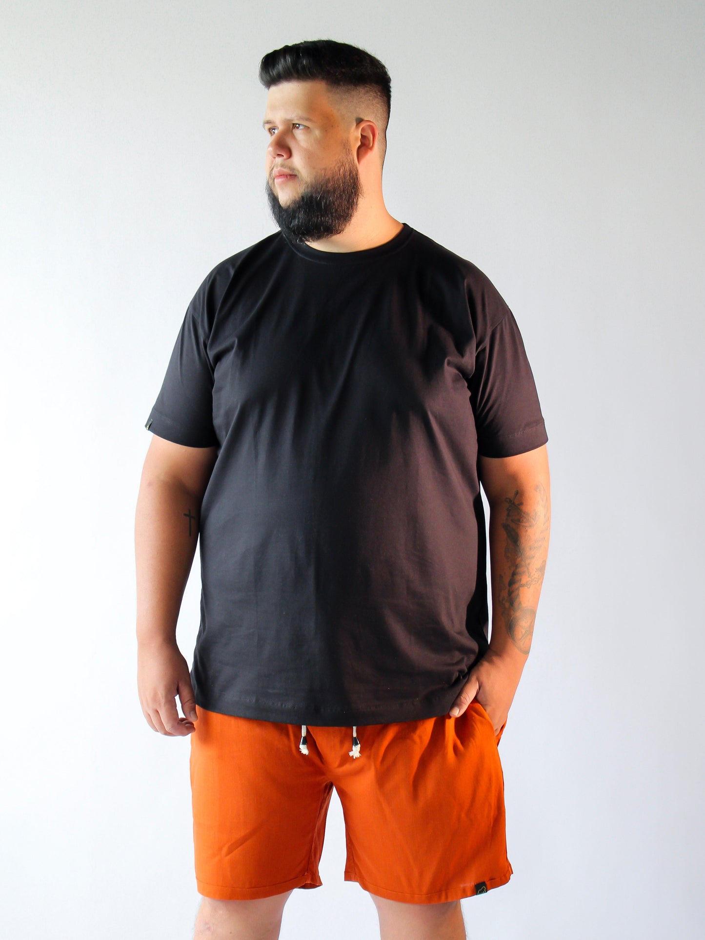 SHORT LINHO PREMIUM CARAMELO - PLUS SIZE