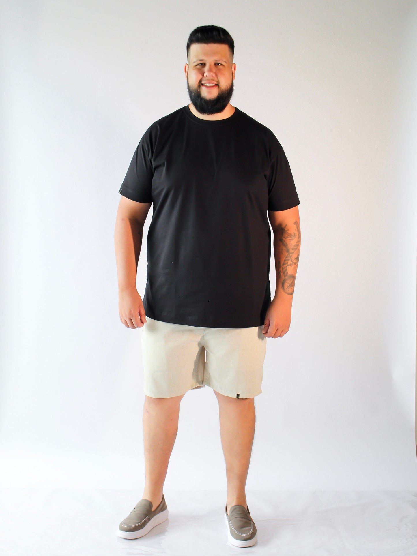 SHORT LINHO CRU - PLUS SIZE
