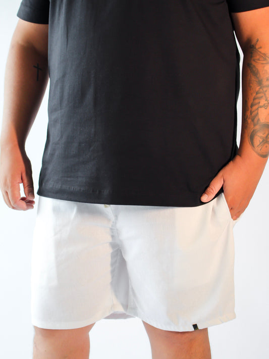SHORT LINHO BRANCO - PLUS SIZE