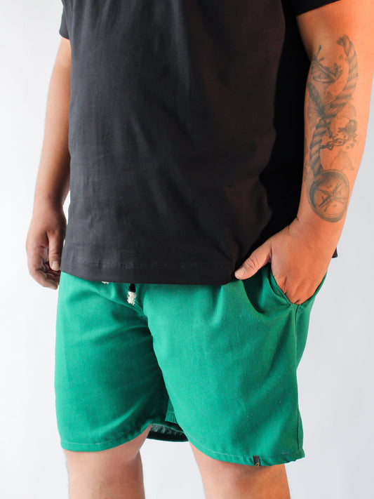 SHORT LINHO VERDE BANDEIRA - PLUS SIZE
