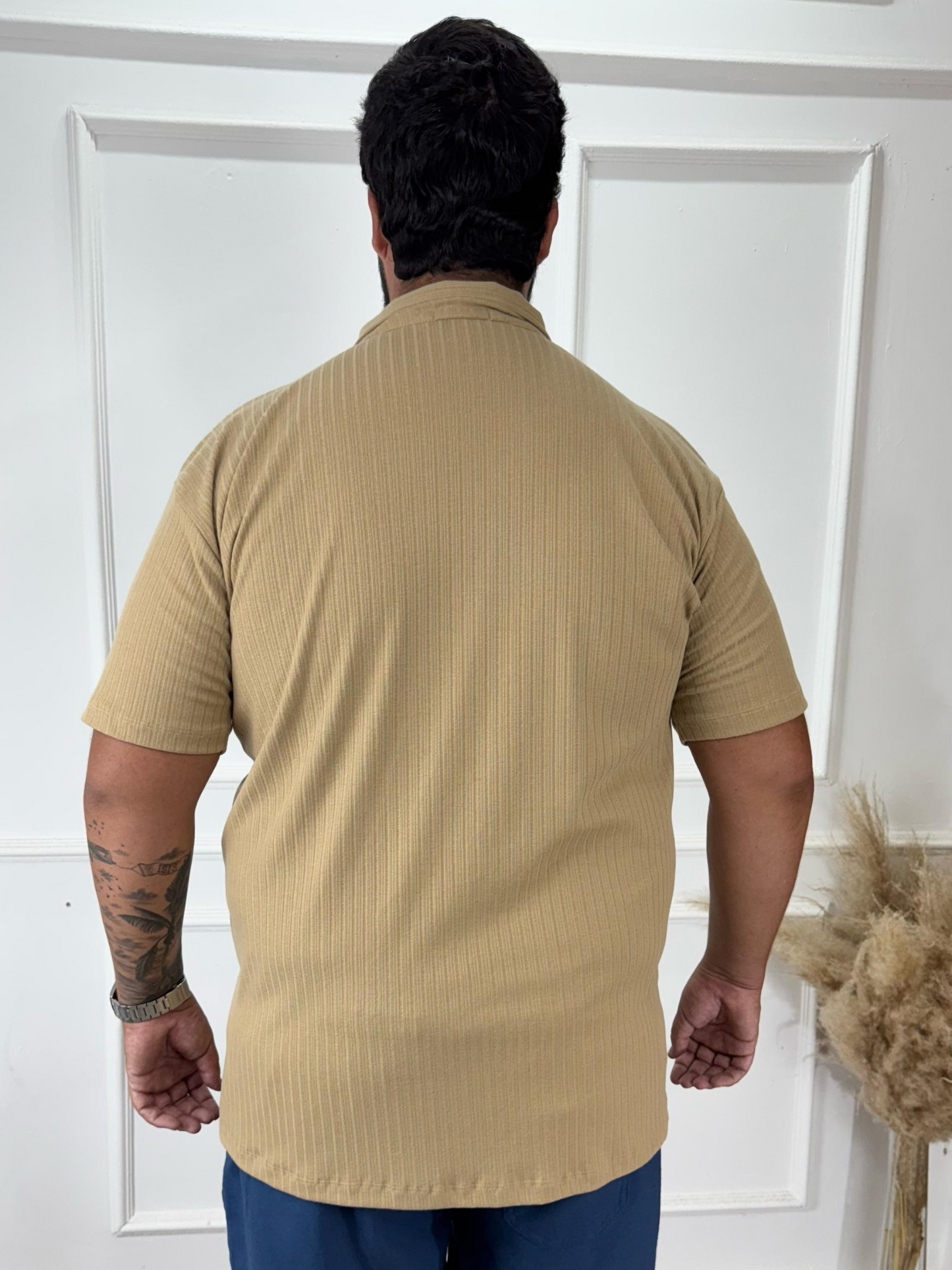 CAMISA SOCIAL BEGE - PLUS SIZE