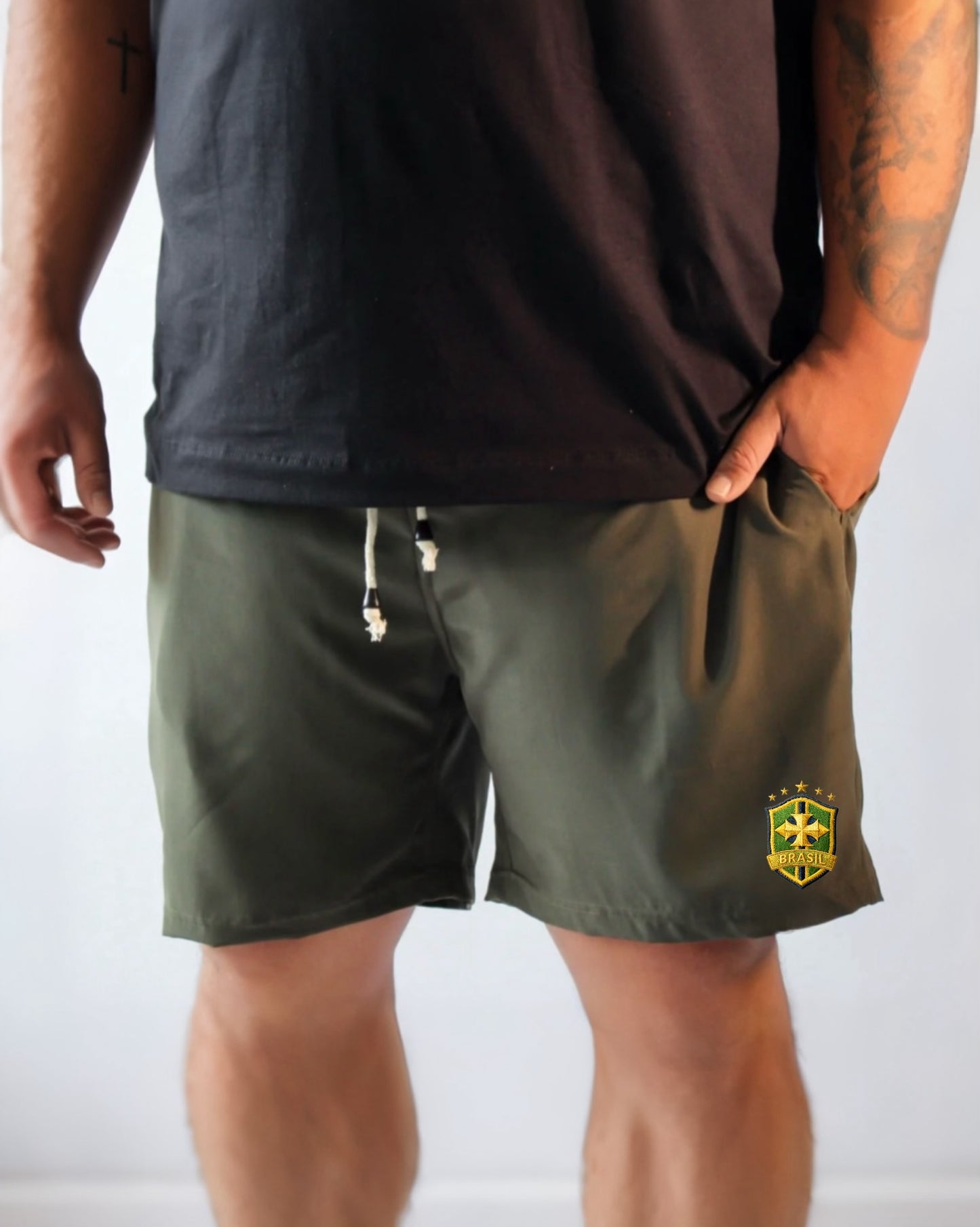 Short tactel verde musgo BRASIL