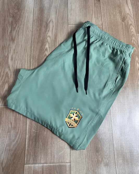 Short tactel verde folha BRASIL