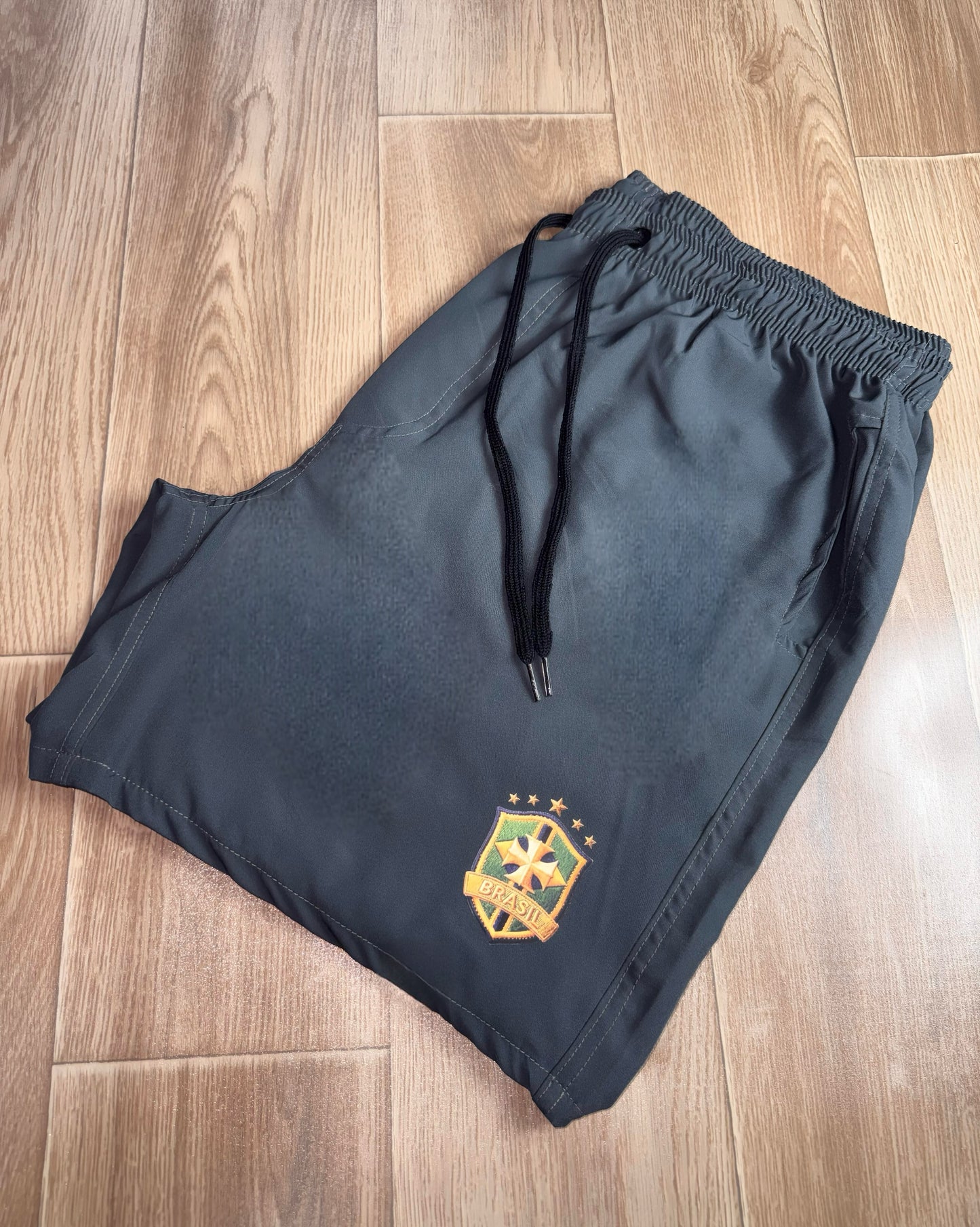 Short tactel chumbo BRASIL