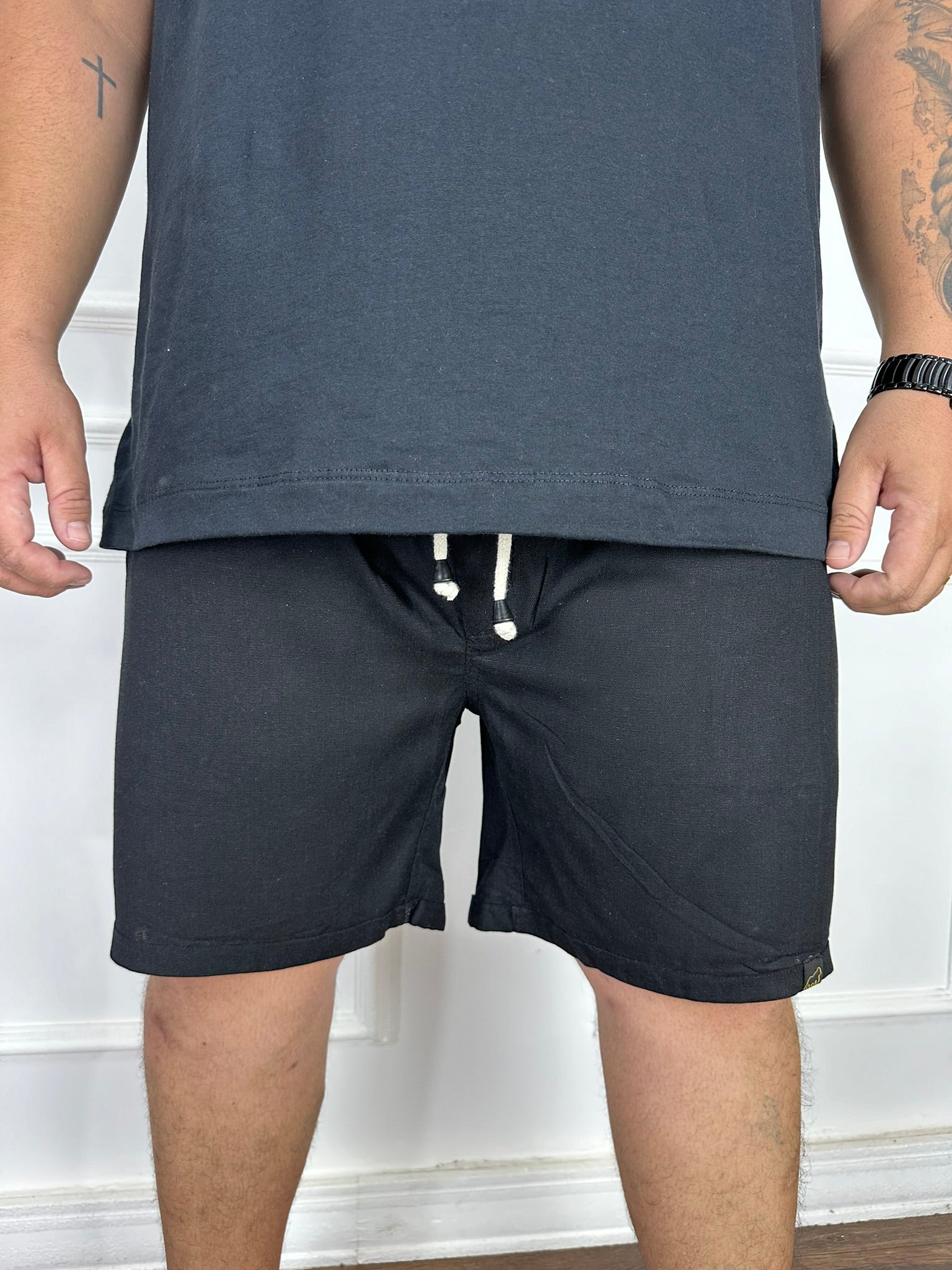 SHORT LINHO PREMIUM PRETO PLUS SIZE