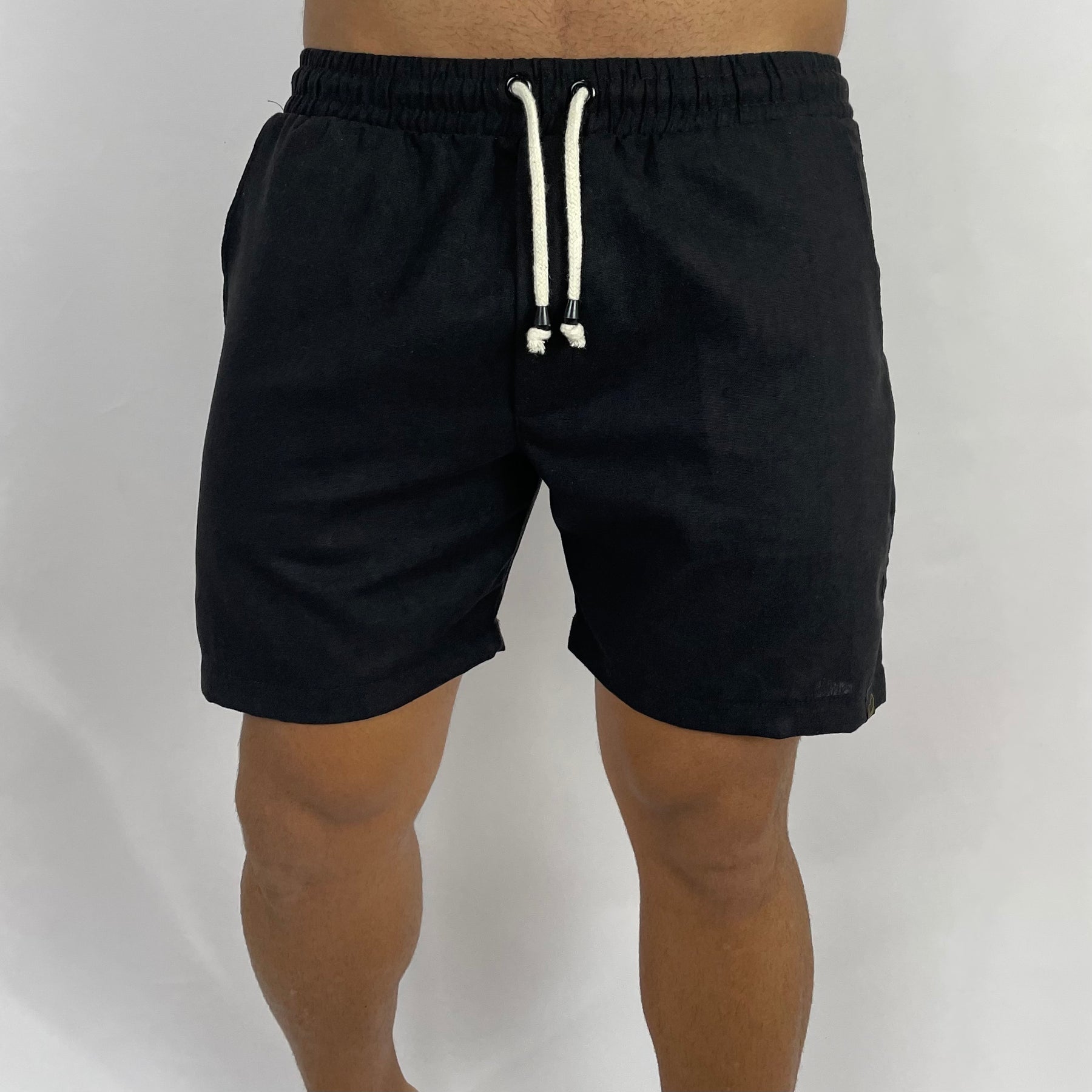 KIT DOIS SHORTS LINHO - CRU E PRETO