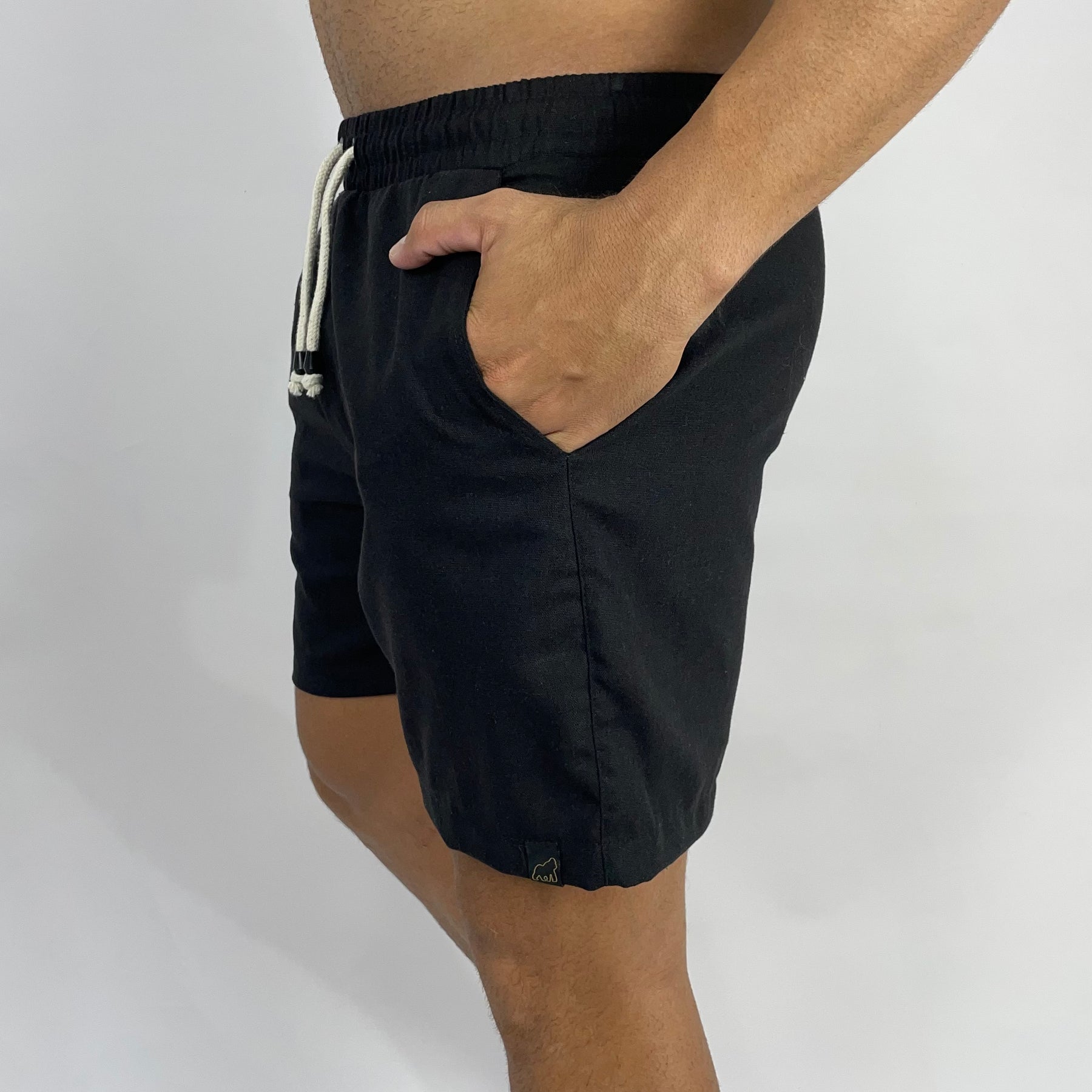 KIT DOIS SHORTS LINHO - CRU E PRETO