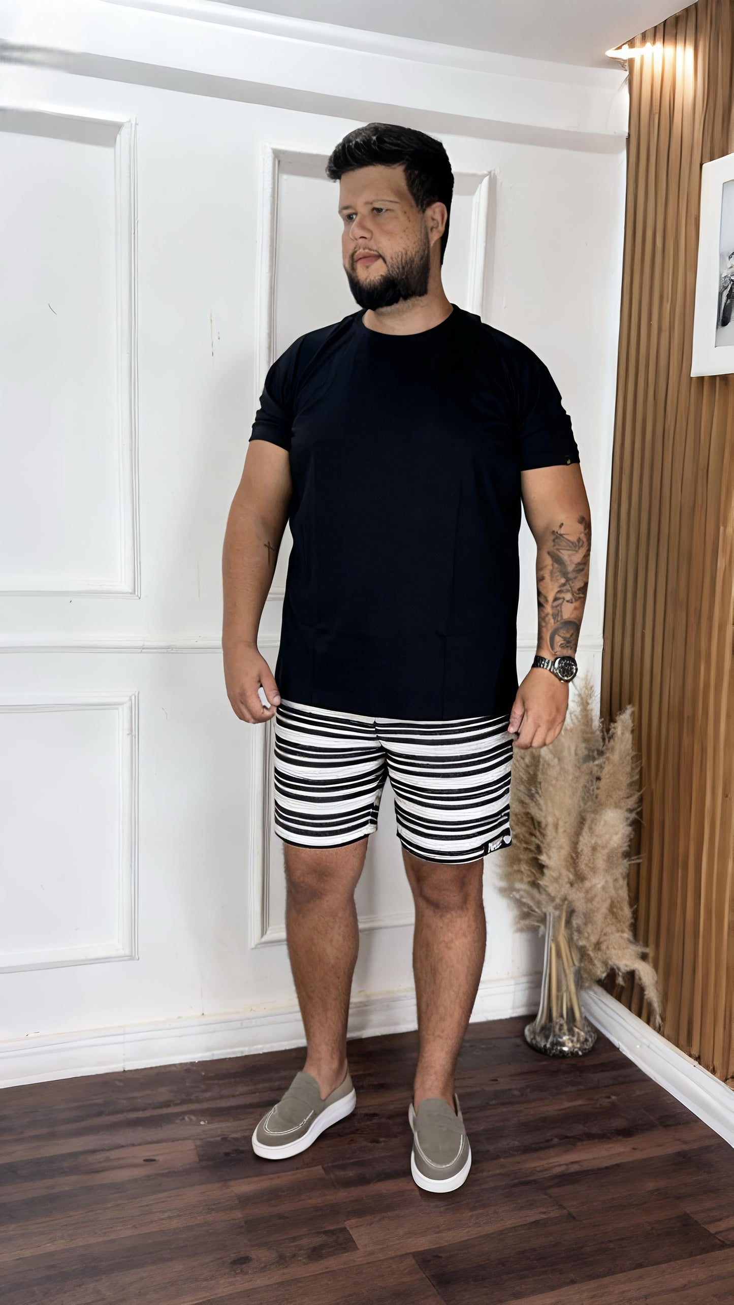 SHORT LINHO PRETO LISTRADO PLUS SIZE
