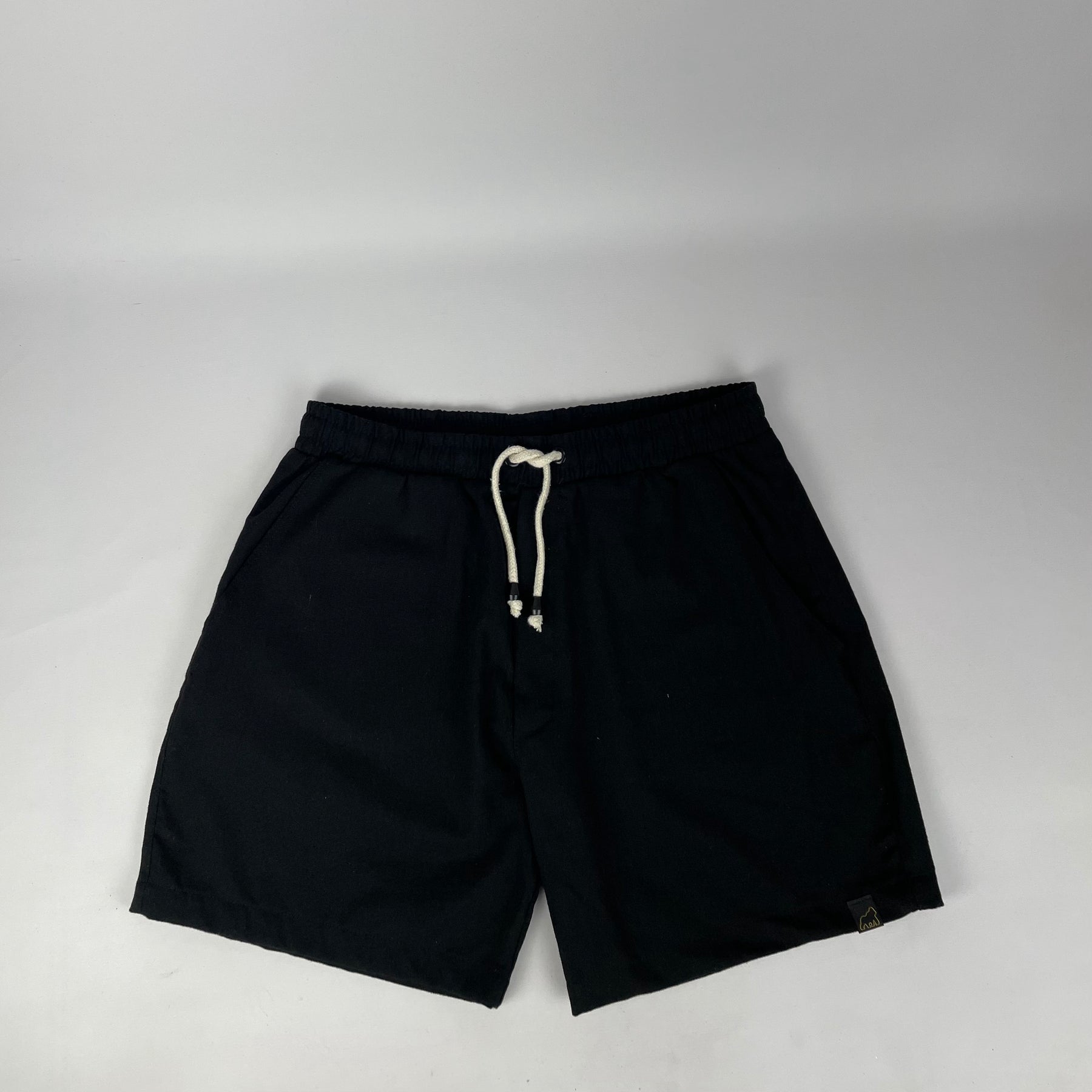 KIT DOIS SHORTS LINHO - CRU E PRETO