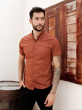 CAMISA SOCIAL GOLA PADRE MARROM