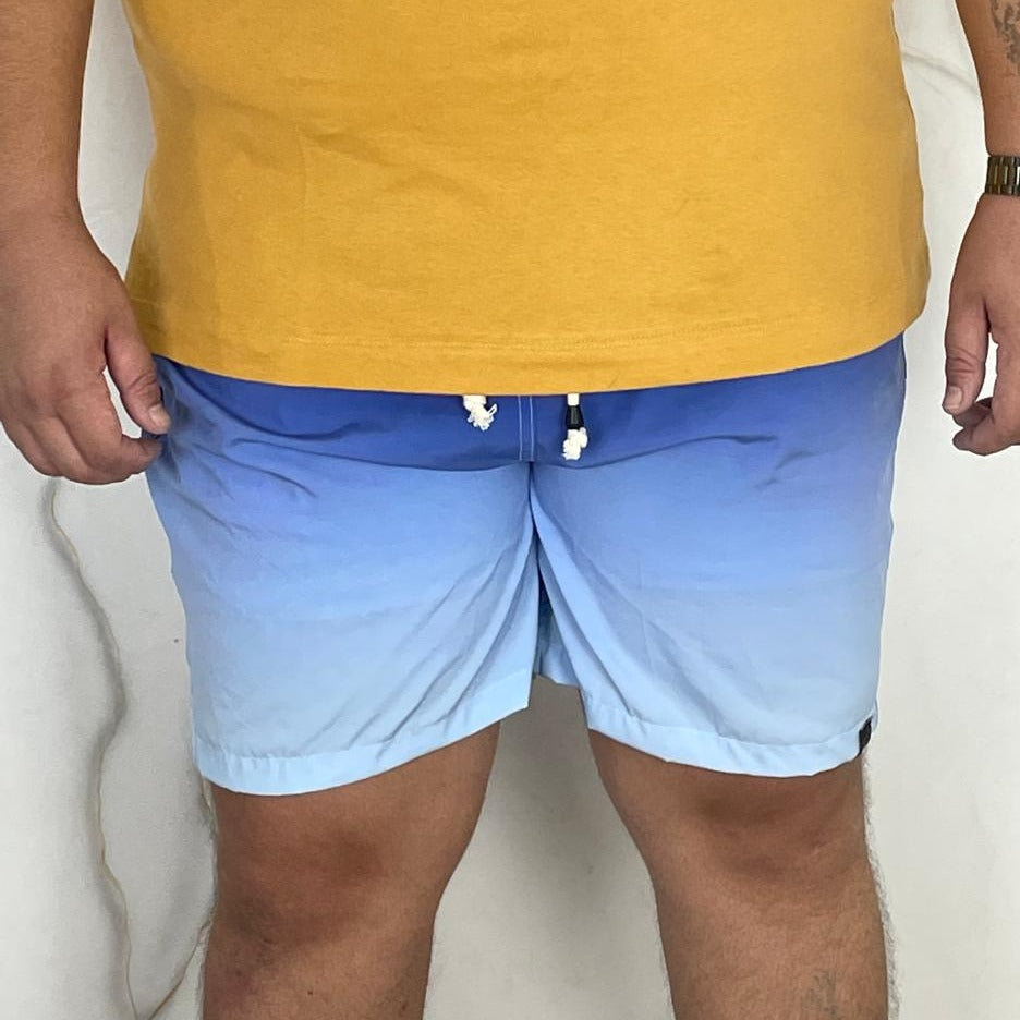 SHORT AZUL E PRETO DEGRADÊ PLUS SIZE