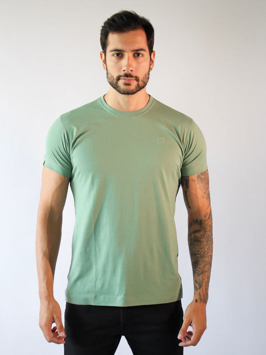 T-SHIRT BÁSICA VERDE FOLHA