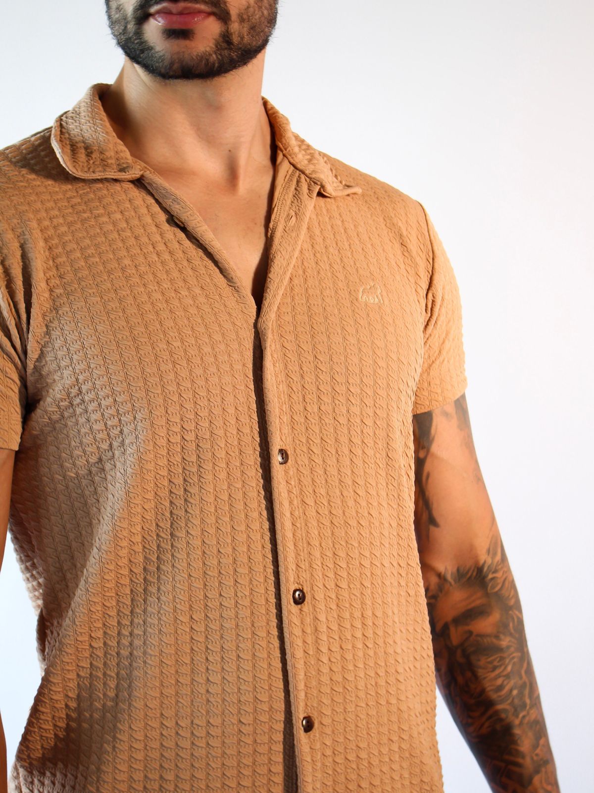 CAMISA SOCIAL TEXTURIZADA BEGE
