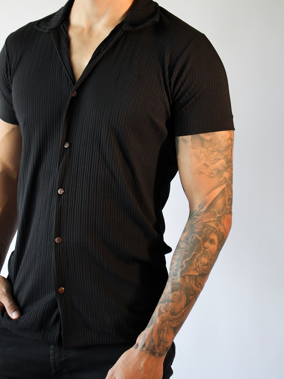 CAMISA SOCIAL CANELADA PRETA