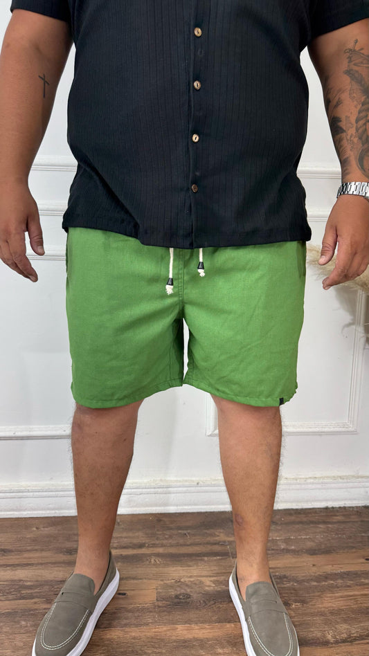 SHORT LINHO VERDE FOLHA - PLUS SIZE