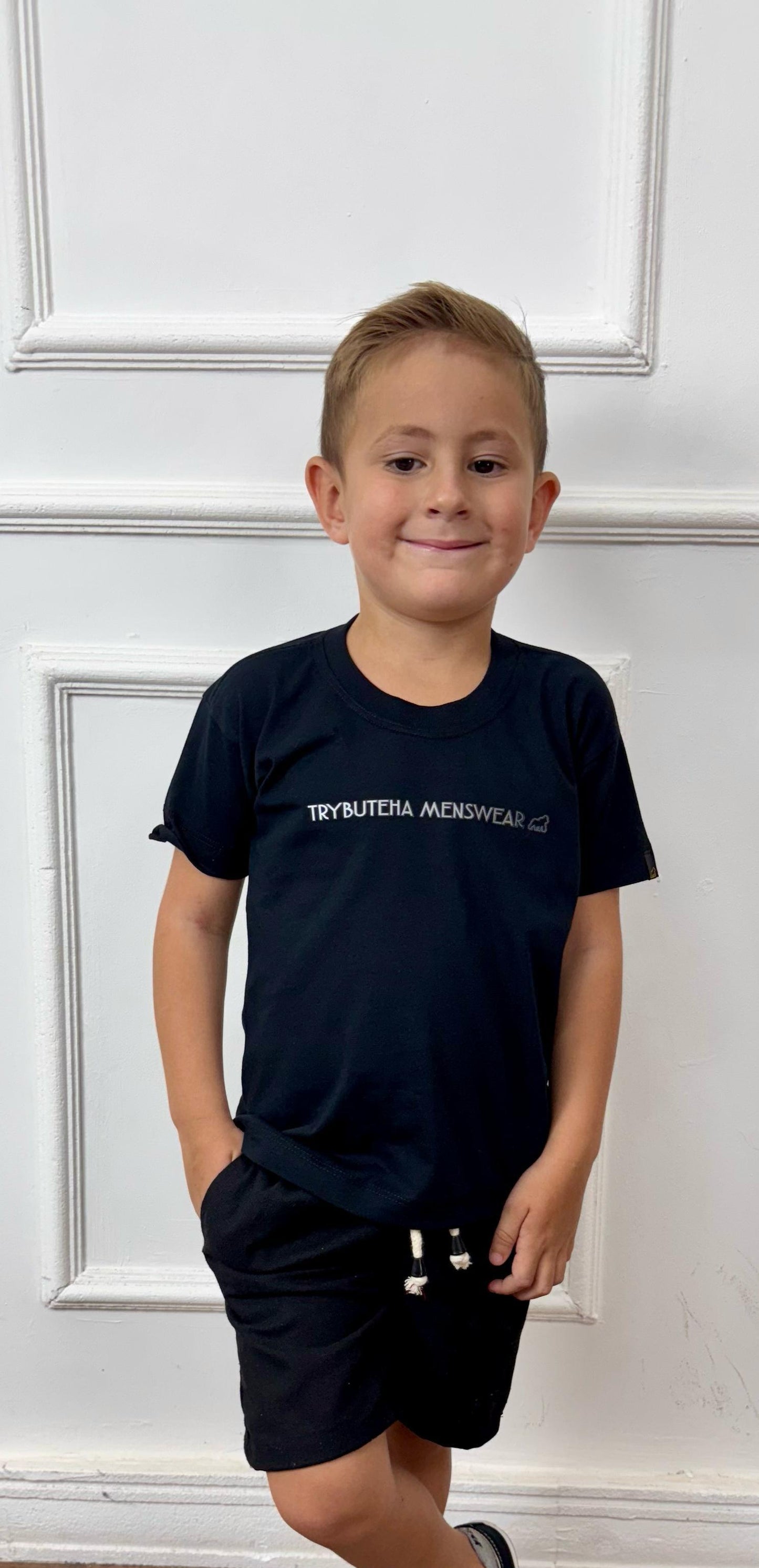 CAMISETA PADRÃO TRYBUTEHA