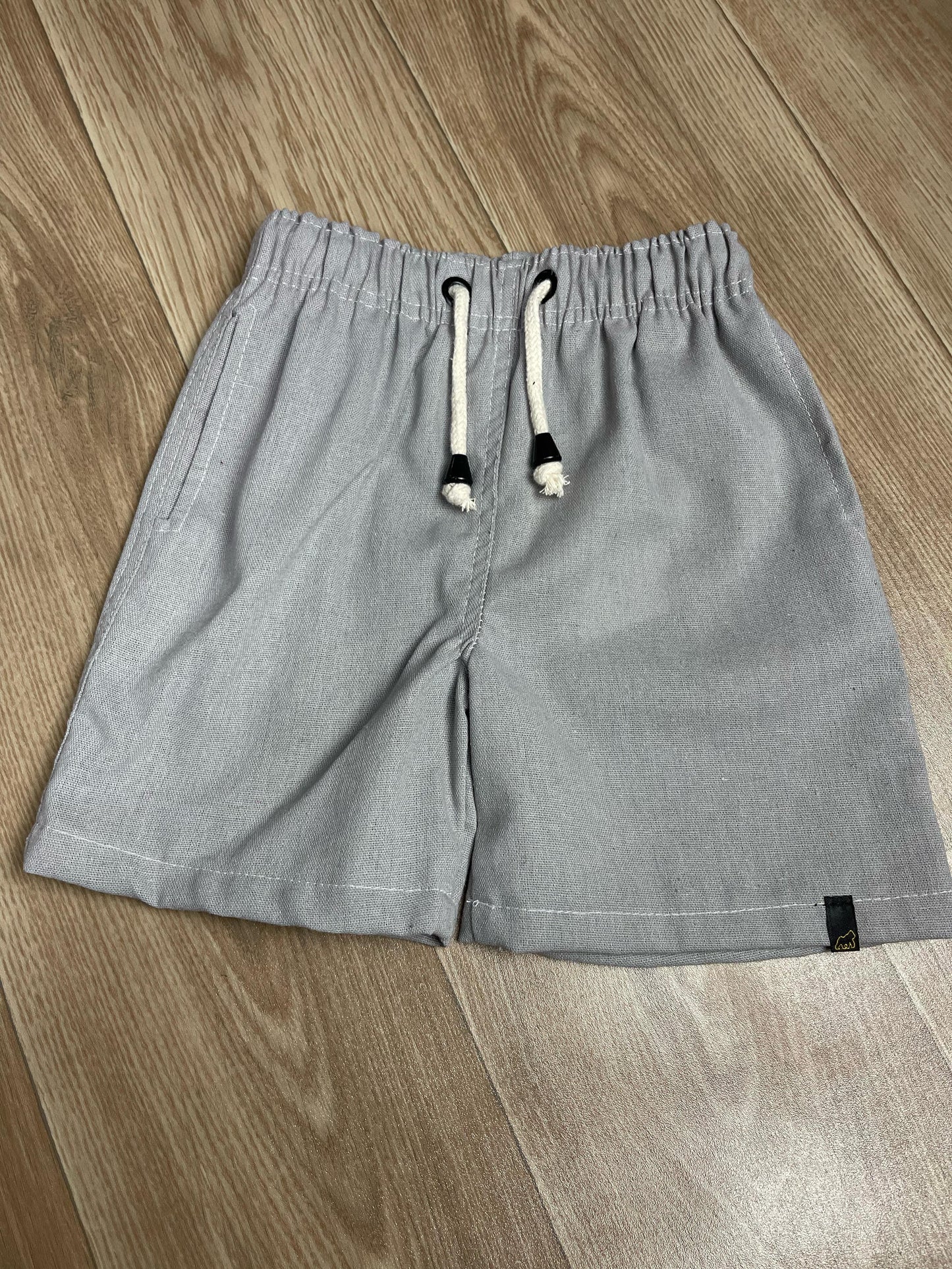 SHORT LINHO CINZA KIDS