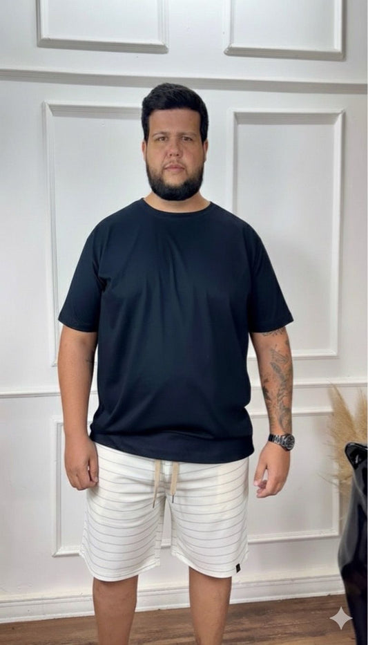 SHORT LINHO LISTRADO BRANCO PLUS SIZE