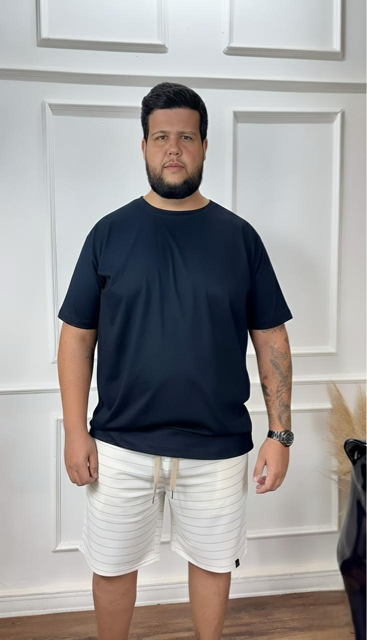 SHORT LINHO LISTRADO BRANCO PLUS SIZE