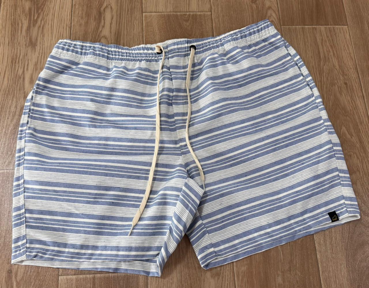 SHORT LINHO AZUL LISTRADO PLUS SIZE